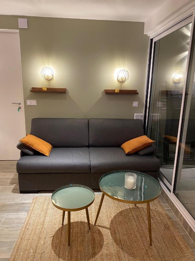 Superbe T2 44M2 - Grande Terrasse Vue Mer Panoramique Exceptionnelle Piscine - Parking Бандол Екстериор снимка